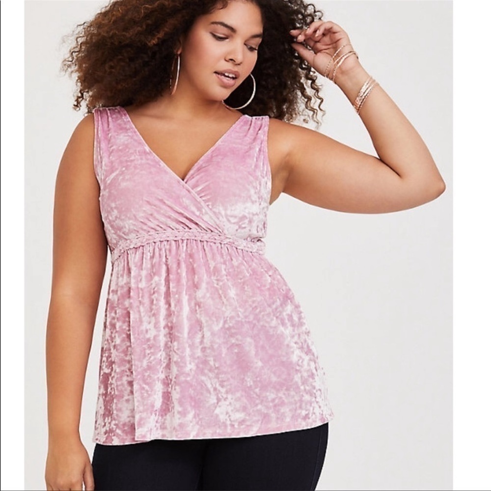 Torrid 5 VELVET SURPLICE BABYDOLL TANK pink - Picture 1 of 9